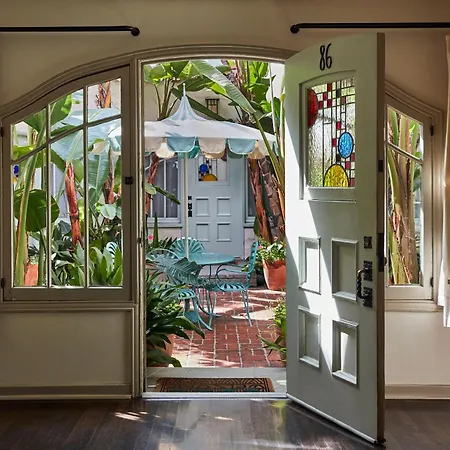 Chateau Marmont Los Angeles Exterior photo